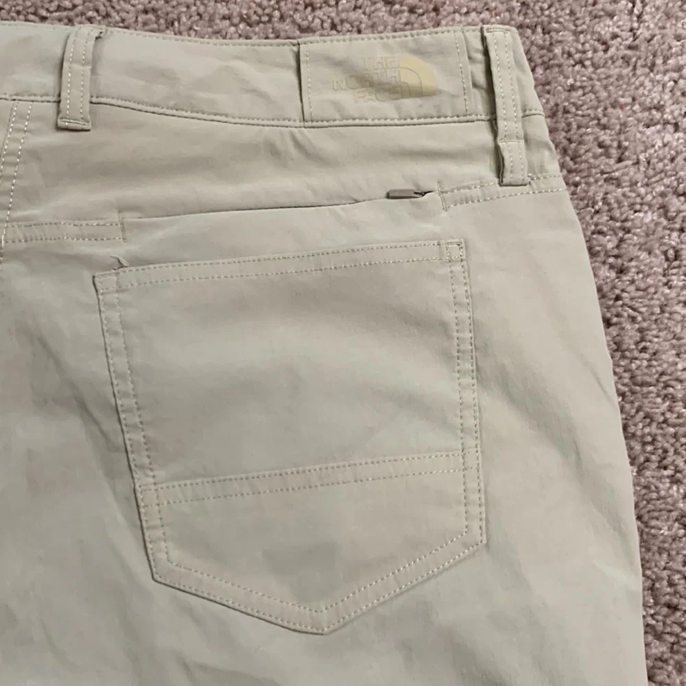 The North Face Classic Straight-Fit Chino Pants
